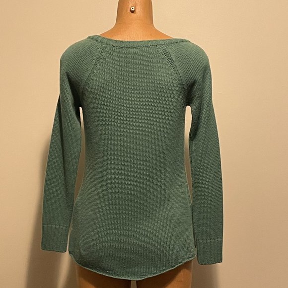 VENUS - green sweaters -size small/medium - Picture 2 of 7